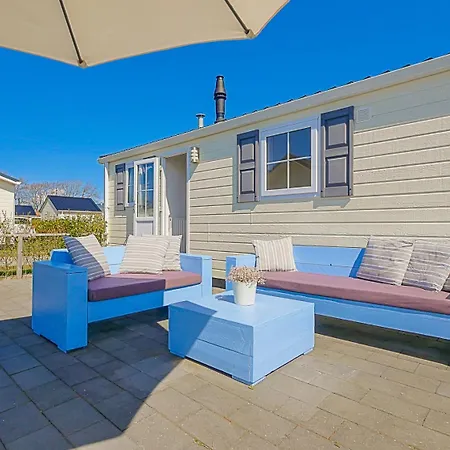 Luttikduin Nr 24 - Aan Zee Horská chata