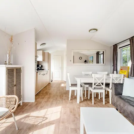 Alpehytte Luttikduin Nr 24 - Aan Zee